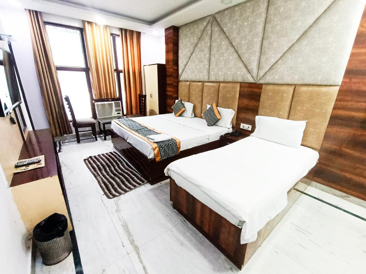 Hotel Krone Near Igi Airport Delhi 新德里 外观 照片